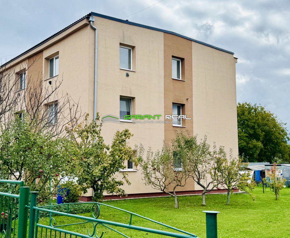 GARANT REAL predaj 3-izbový tehlový byt 50 m2, so samostatným kúrením, so záhradkou a garážou, Veľký Šariš, Matice slovenskej