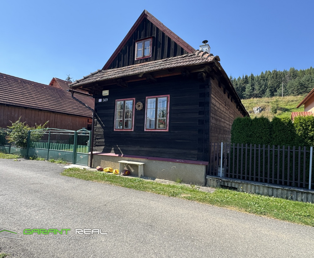 GARANT REAL - predaj chalupa, drevenica,134 m2 úžitková plocha, na pozemku 446 m2, Liptovský Mikuláš,,Važec, ul. Vyšná