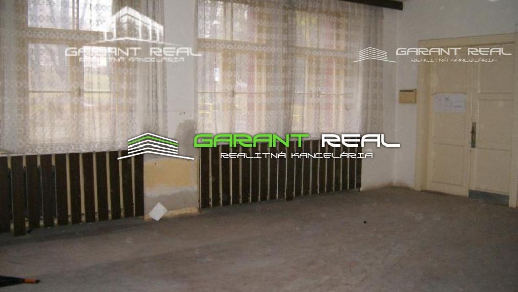 GARANT REAL - predaj komerčný objekt, multifunkčná budova, 4056 m2, Poprad, Kvetnica