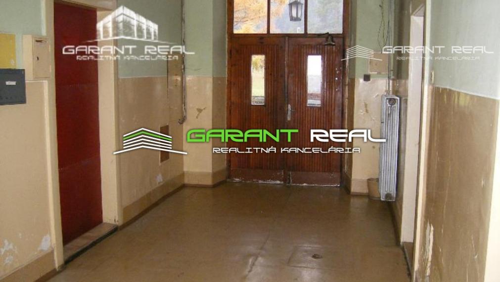 GARANT REAL - predaj komerčný objekt, multifunkčná budova, 4056 m2, Poprad, Kvetnica