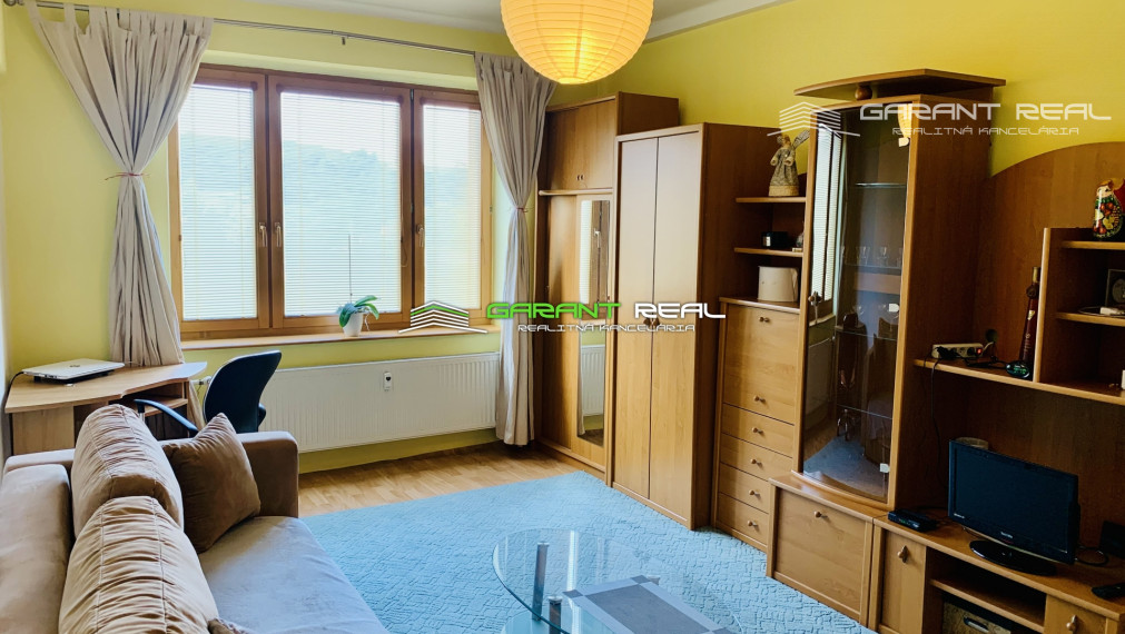 GARANT REAL - prenájom zariadený 1-izbový byt 36 m2, Prešov, ul. 17. novembra