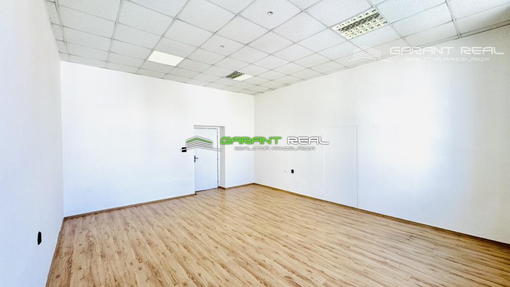 GARANT REAL - prenájom kancelária 30 m2, Prešov, Františkánske námestie