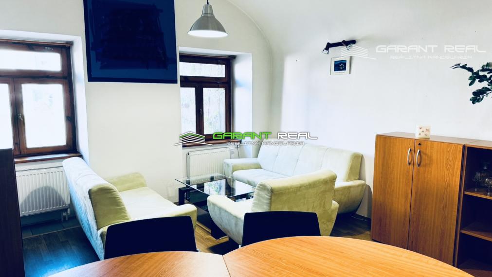 GARANT REAL - predaj 4 - podlažný meštiansky dom, úžitková plocha 248 m2, na vlastnom pozemku, Prešov, centrum, Slovenská ulica