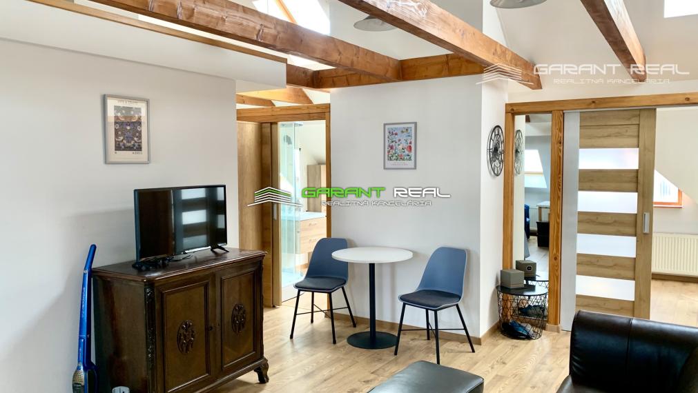 GARANT REAL - predaj 4 - podlažný meštiansky dom, úžitková plocha 248 m2, na vlastnom pozemku, Prešov, centrum, Slovenská ulica