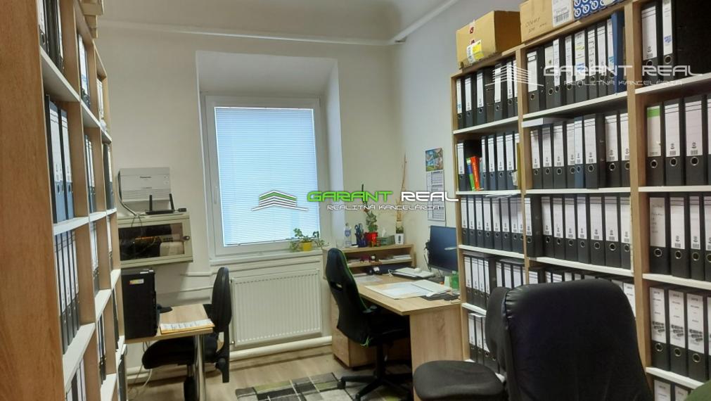 GARANT REAL - predaj rodinný dom,145 m2, s garážou a 2 hospodárskymi budovami 66 m2, Prešov, Solivar