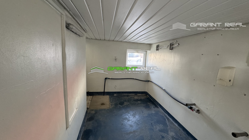 GARANT REAL - predaj výrobno-skladovací areál 1581 m2, na pozemku 3578 m2, Prešov, Radlinského ulica