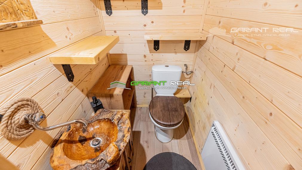 "REZERVOVANÉ" GARANT REAL - exkluzívne 2 komfortné rekreačné chaty, investičná príležitosť, Podbanské