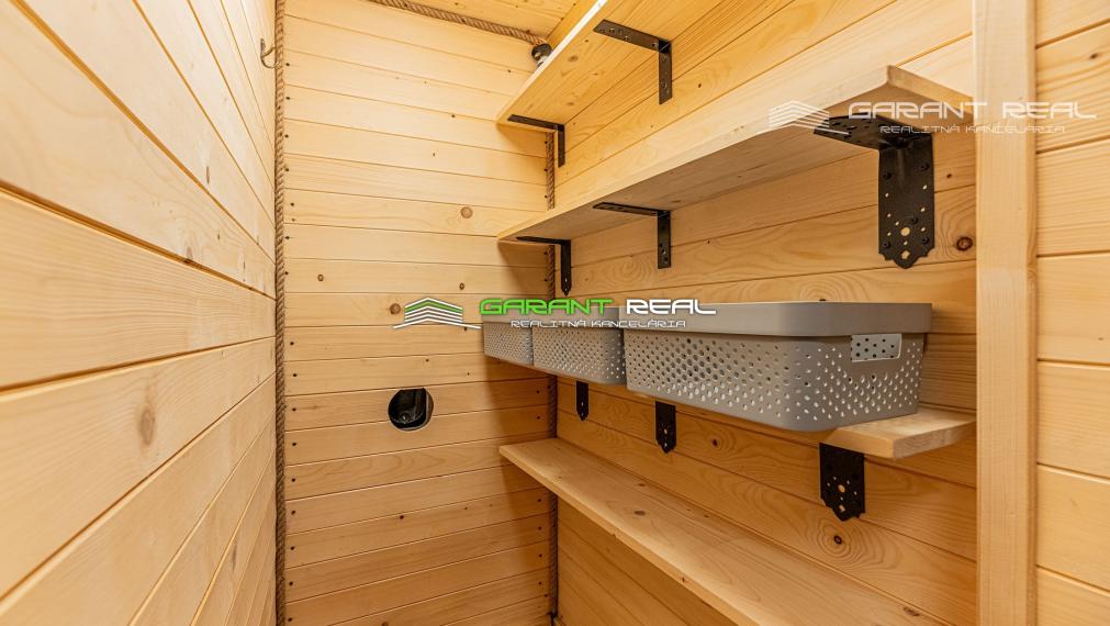 "REZERVOVANÉ" GARANT REAL - exkluzívne 2 komfortné rekreačné chaty, investičná príležitosť, Podbanské