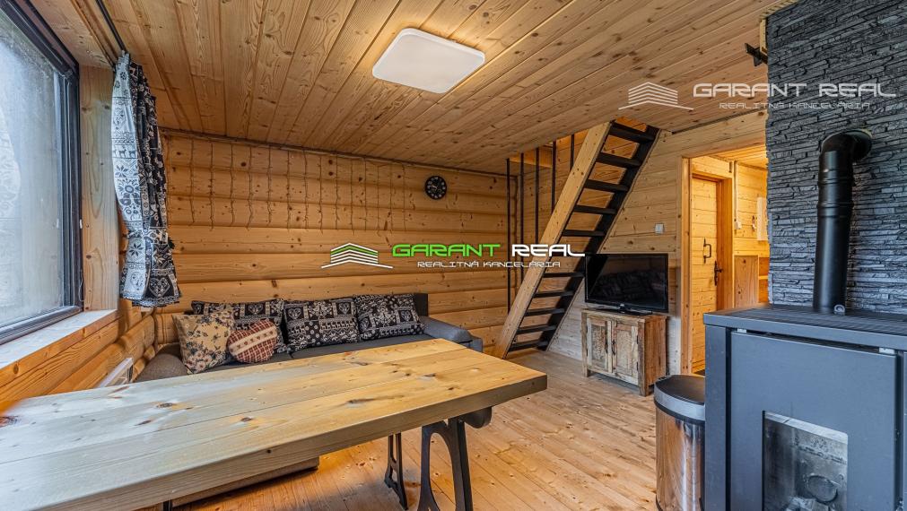 "REZERVOVANÉ" GARANT REAL - exkluzívne 2 komfortné rekreačné chaty, investičná príležitosť, Podbanské