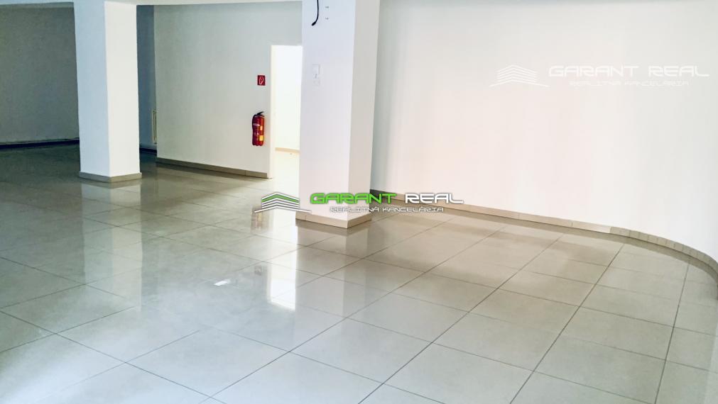 GARANT REAL - predaj obchodný priestor s výkladom, 120 m2, Stropkov, centrum