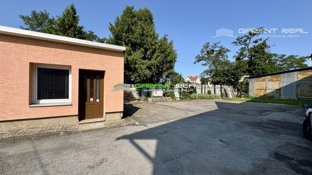 GARANT REAL - prenájom obchodný priestor 50 m2, resp. priestor na služby, s parkovaním, Prešov, Masarykova ul.