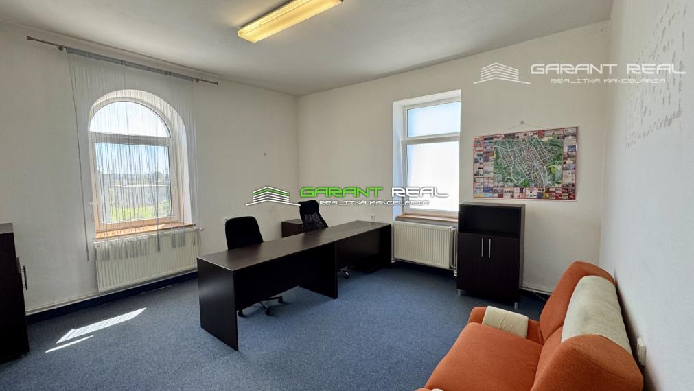 GARANT REAL - prenájom klimatizovaný, zariadený obchodný priestor, resp. priestor na služby, 195 m2, s parkovaním, Prešov, Masarykova ul.