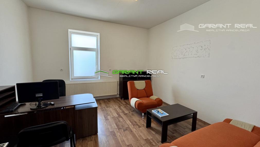 GARANT REAL - prenájom klimatizovaný, zariadený obchodný priestor, resp. priestor na služby, 195 m2, s parkovaním, Prešov, Masarykova ul.