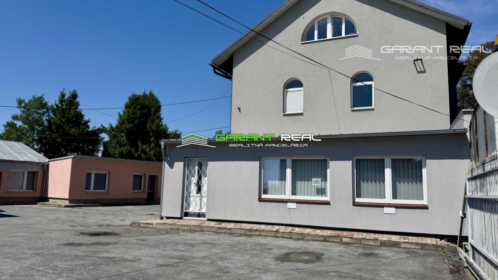 GARANT REAL - prenájom klimatizovaný, zariadený obchodný priestor, resp. priestor na služby, 195 m2, s parkovaním, Prešov, Masarykova ul.