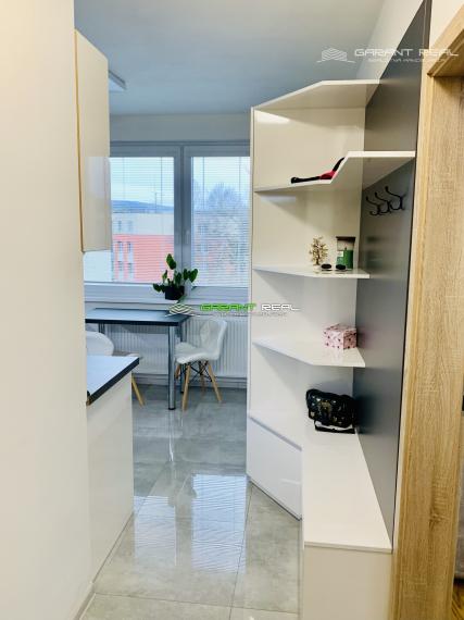 GARANT REAL - prenájom luxusný, zariadený 1-izbový byt s loggiou, Prešov, Sídlisko III, Mukačevská ul.