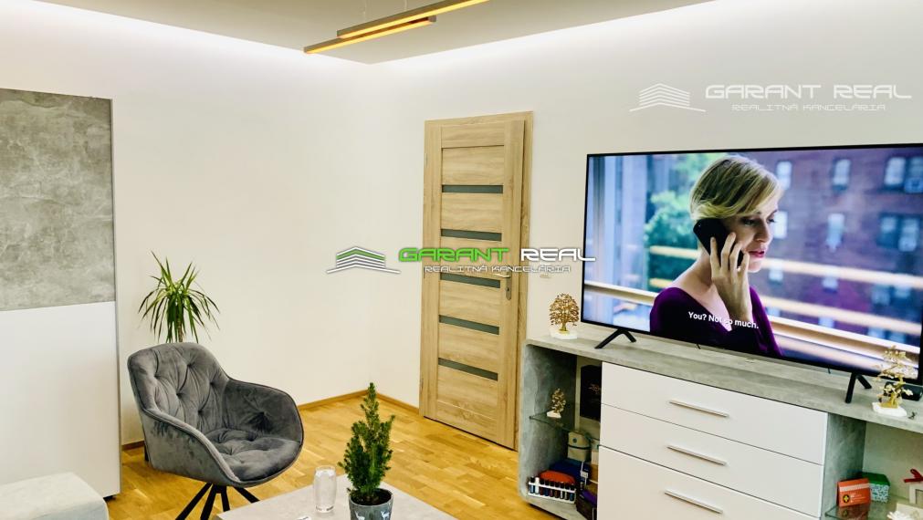 GARANT REAL - prenájom luxusný, zariadený 1-izbový byt s loggiou, Prešov, Sídlisko III, Mukačevská ul.