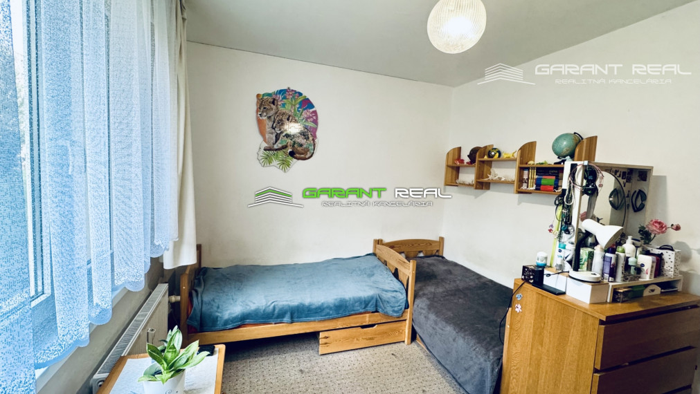 "REZERVOVANÉ" GARANT REAL - predaj 3-izbový byt 72 m2, s loggiou 7,5 m2, po rekonštrukcii, Prešov, Sekčov, ul. Pavla Horova