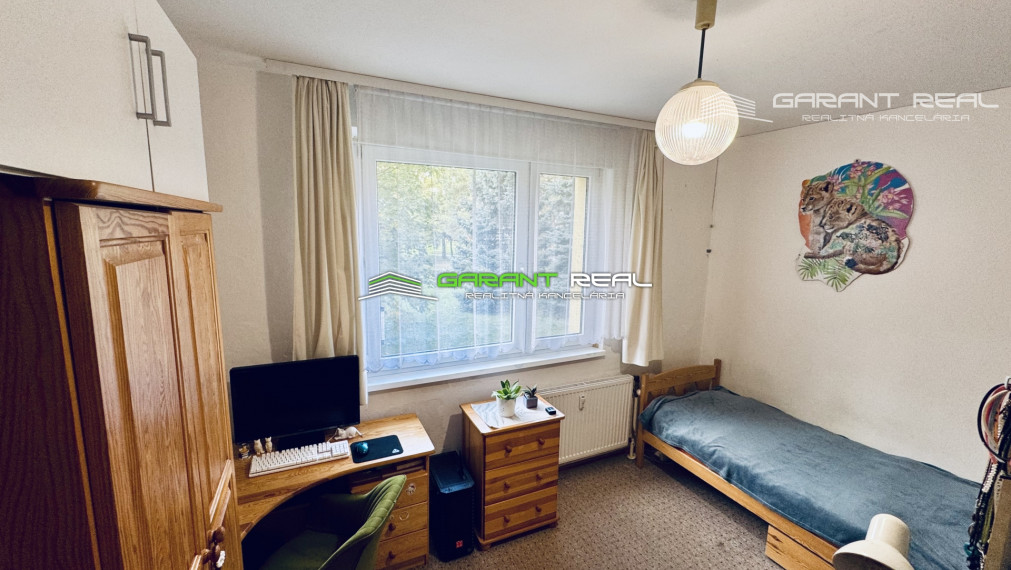 "REZERVOVANÉ" GARANT REAL - predaj 3-izbový byt 72 m2, s loggiou 7,5 m2, po rekonštrukcii, Prešov, Sekčov, ul. Pavla Horova