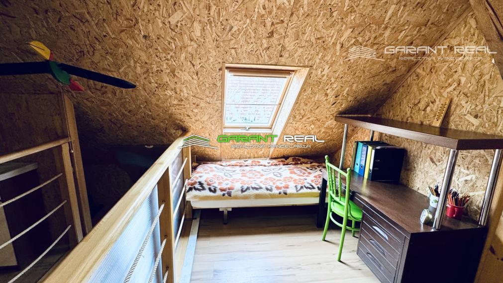 GARANT REAL - predaj chalupa, drevenica,134 m2 úžitková plocha, na pozemku 446 m2, Liptovský Mikuláš,,Važec, ul. Vyšná