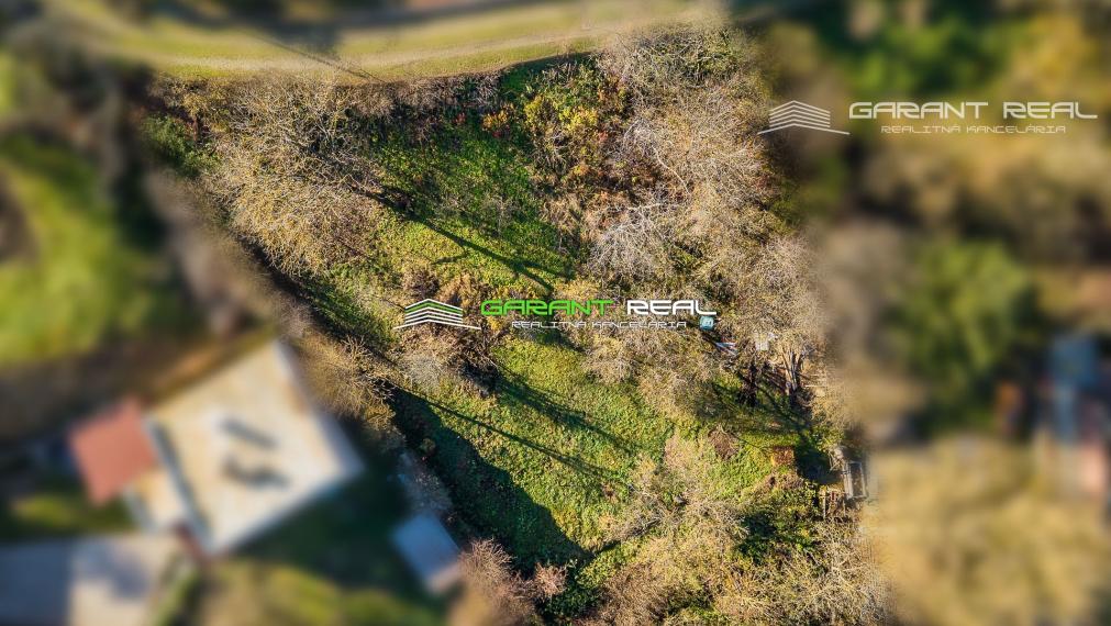 GARANT REAL - exkluzívne stavebný pozemok, celková výmera 1.349 m2, Gregorovce
