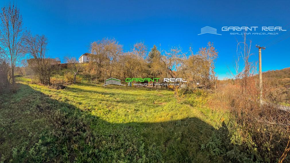 GARANT REAL - exkluzívne stavebný pozemok, celková výmera 1.349 m2, Gregorovce