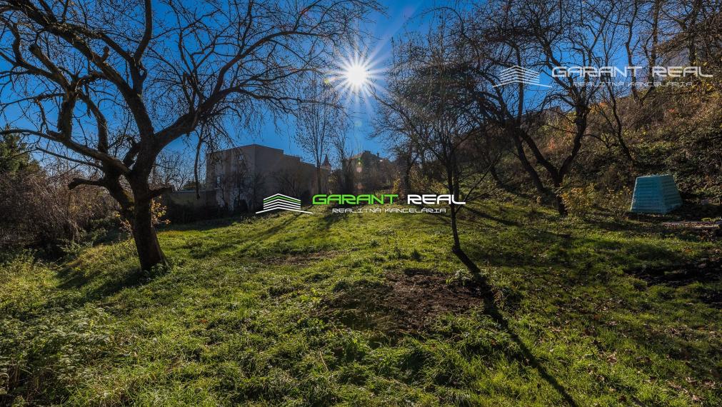 GARANT REAL - exkluzívne stavebný pozemok, celková výmera 1.349 m2, Gregorovce