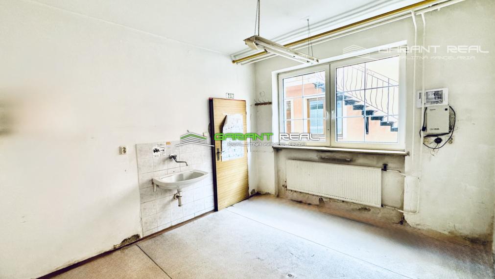 GARANT REAL - predaj polyfunkčná budova Prešov, Vajanského ul.