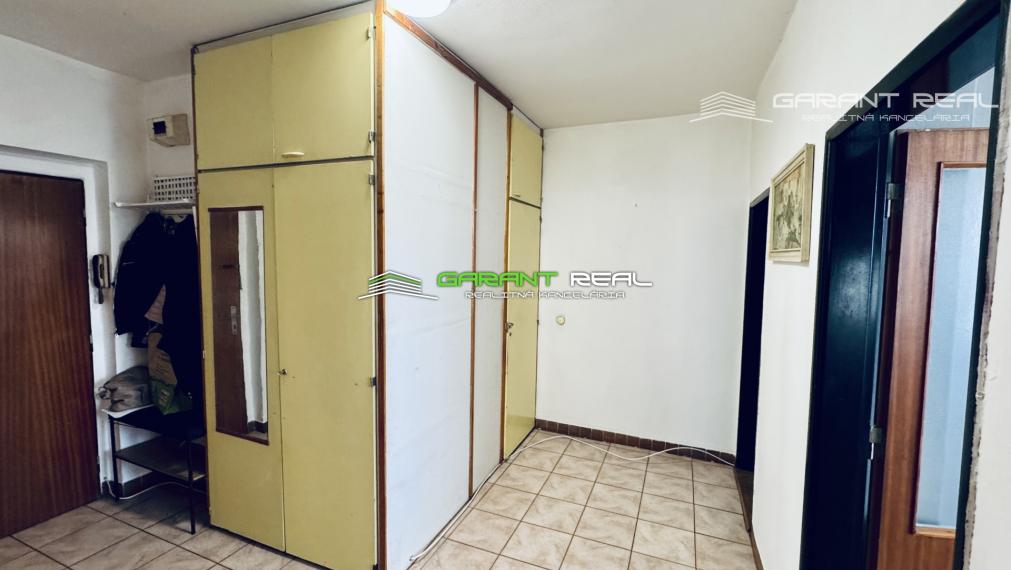 GARANT REAL - predaj 3-izbový tehlový byt 90 m2 s 2 loggiami, Prešov, Sídlisko II, Nábrežná ul.