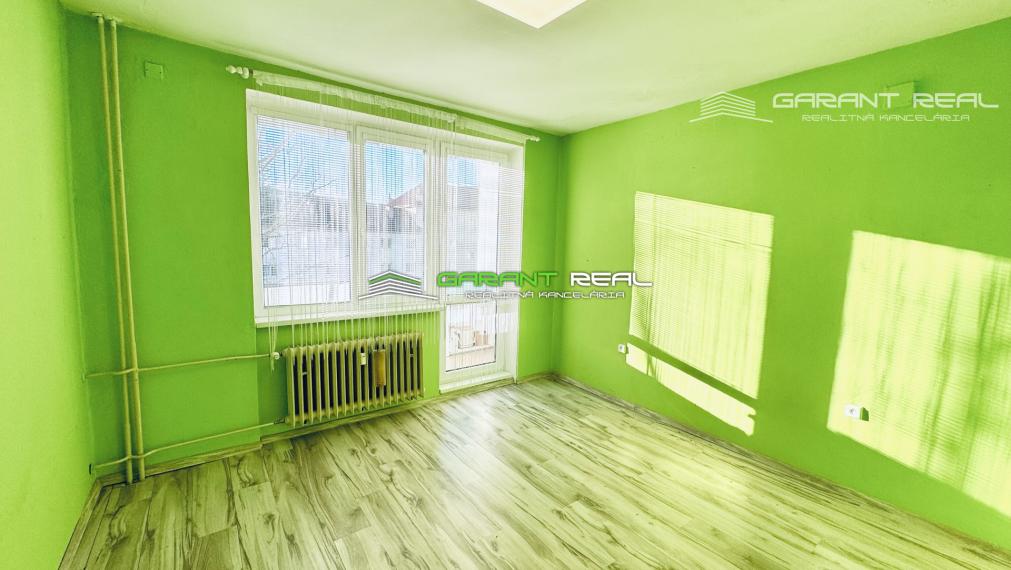 GARANT REAL - predaj 3-izbový tehlový byt 90 m2 s 2 loggiami, Prešov, Sídlisko II, Nábrežná ul.