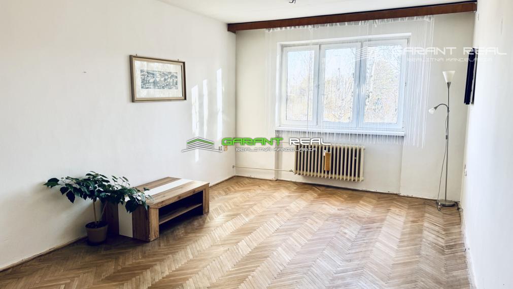 GARANT REAL - predaj 3-izbový tehlový byt 90 m2 s 2 loggiami, Prešov, Sídlisko II, Nábrežná ul.