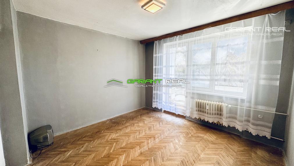 GARANT REAL - predaj 3-izbový tehlový byt 90 m2 s 2 loggiami, Prešov, Sídlisko II, Nábrežná ul.