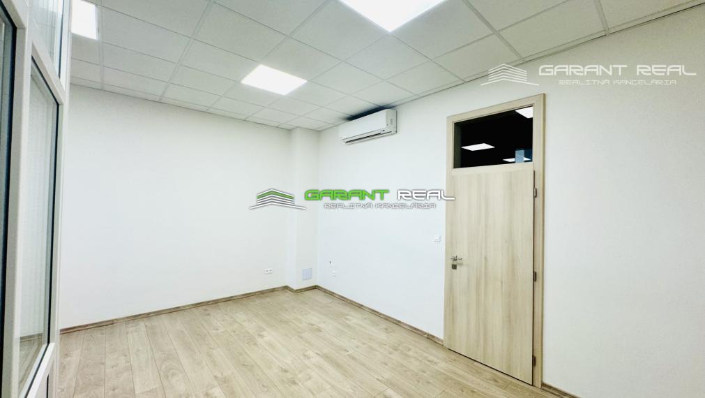 GARANT REAL - prenájom kancelária 43 m2 na 3. poschodí v kompletne novo zrekonštruovanej administratívnej budove, Prešov, Jarková 14