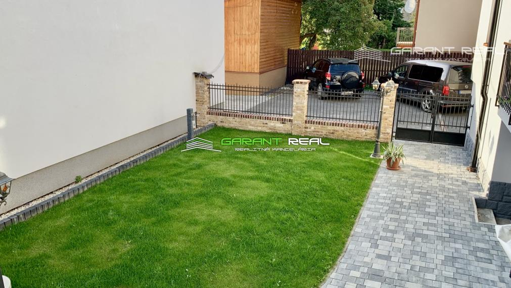 GARANT REAL - prenájom 2-izbový moderný, klimatizovaný byt 50 m2, Prešov, širšie centrum, Bayerova ul.