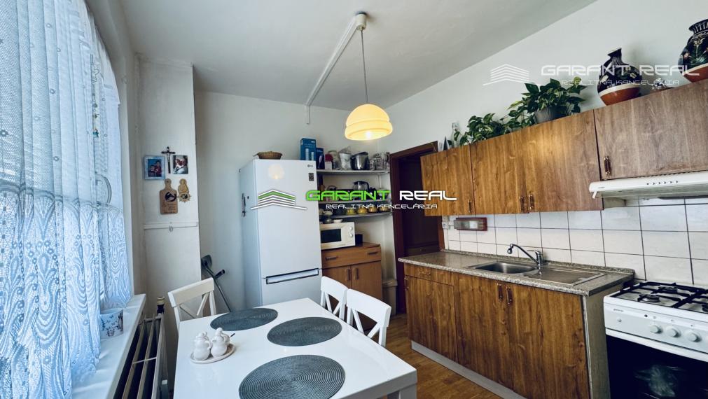 GARANT REAL - prenájom 2-izbový byt 52 m2 s loggiou, zariadený, po rekonštrukcii, Prešov, Sekčov, Karpatská