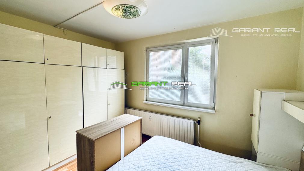 GARANT REAL - prenájom 2-izbový byt 52 m2 s loggiou, zariadený, po rekonštrukcii, Prešov, Sekčov, Karpatská
