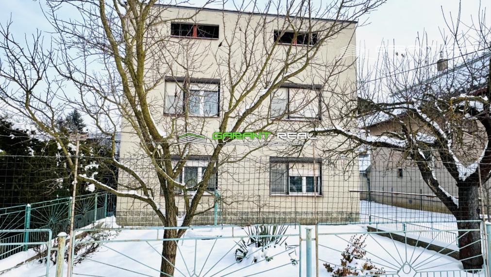 GARANT REAL - predaj 2-podlažný rodinný dom dvojgeneračný, s garážou, pozemok 1891 m2, Svinia, okr. Prešov