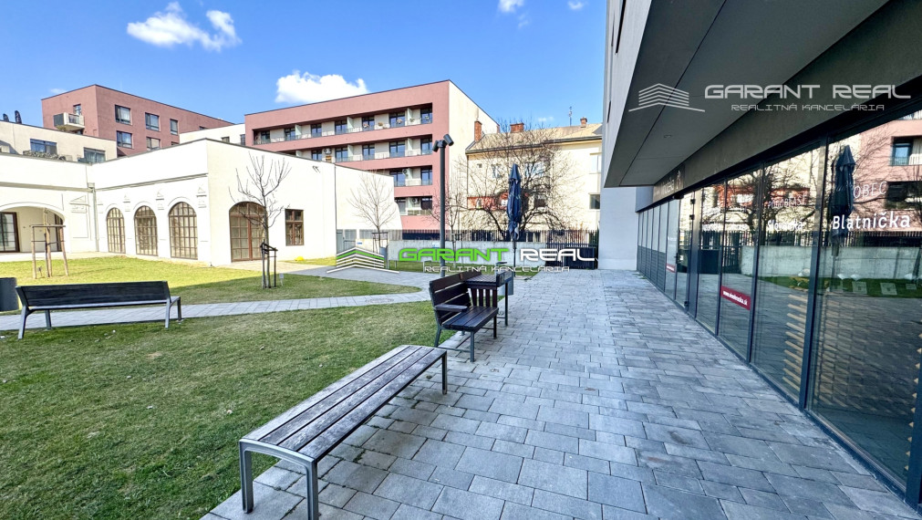 GARANT REAL predaj kaviareň a vinotéka, 80 m2, Košice, Staré mesto, Kasárenské námestie