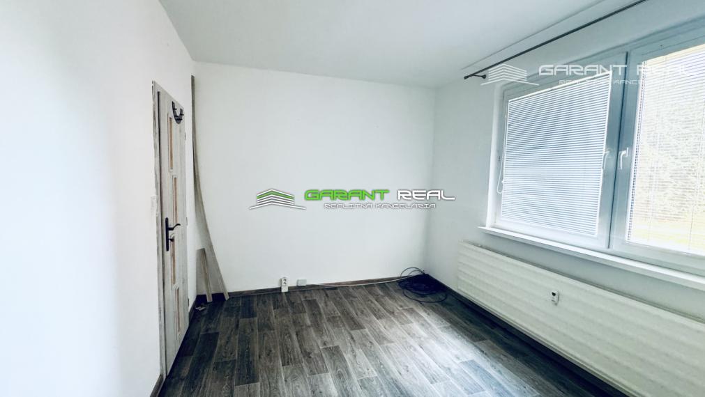 GARANT REAL - prenájom 3-izbový byt, čiastočne zariadený, 72 m2, s loggiou, L. Novomeského, Prešov - Sekčov