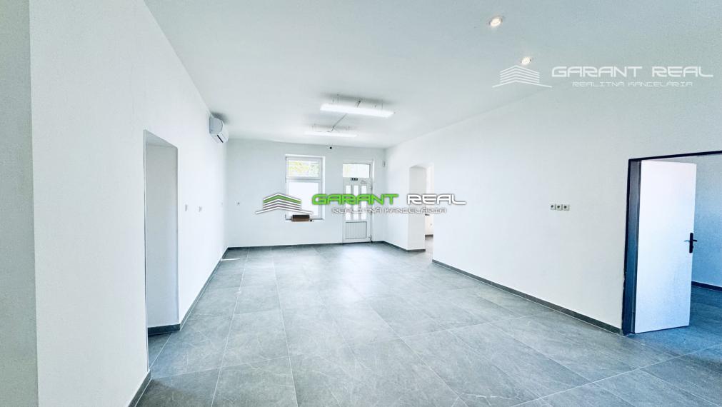 GARANT REAL - prenájom klimatizovaný, zariadený obchodný priestor, resp. priestor na služby, 110 m2, s parkovaním, Prešov, Masarykova ul.