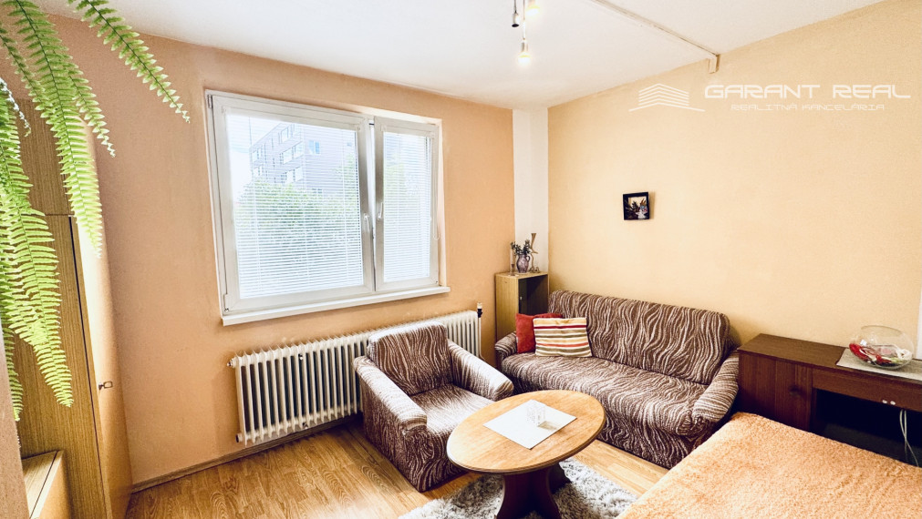 GARANT REAL - prenájom 3-izbový byt 70 m2, loggia 4,75 m2, zariadený, po rekonštrukcii, Prešov, centrum, Hviezdoslavova ul.