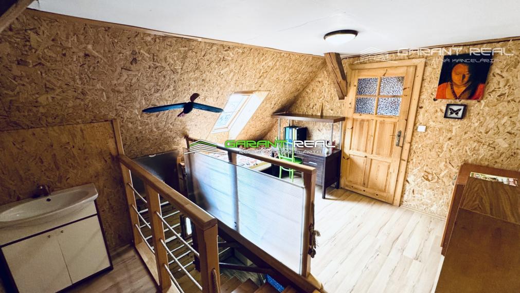 GARANT REAL - predaj chalupa, drevenica,134 m2 úžitková plocha, na pozemku 446 m2, Liptovský Mikuláš,,Važec, ul. Vyšná