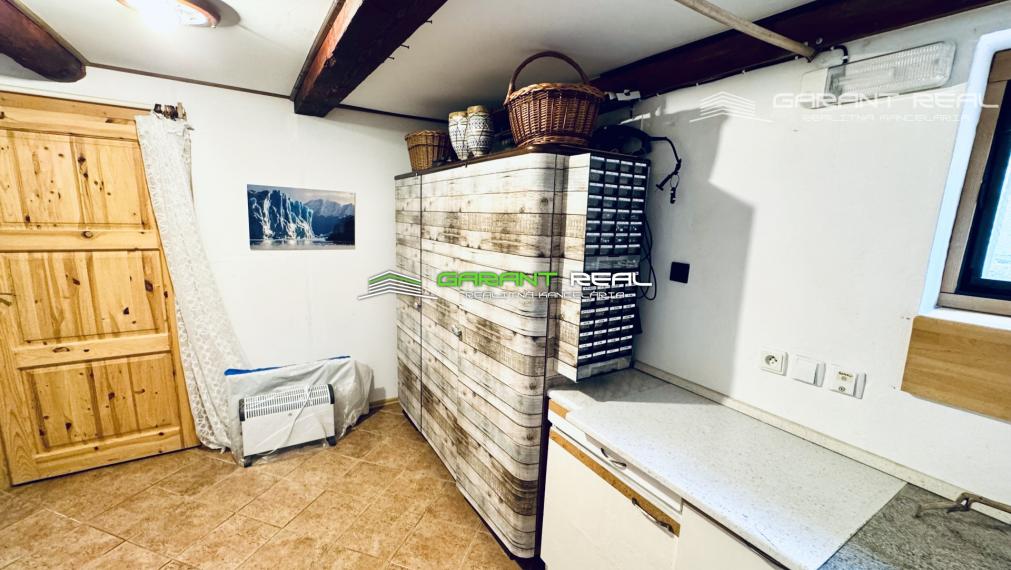 GARANT REAL - predaj chalupa, drevenica,134 m2 úžitková plocha, na pozemku 446 m2, Liptovský Mikuláš,,Važec, ul. Vyšná