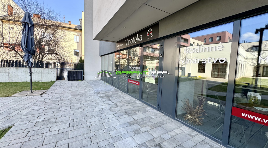 GARANT REAL predaj kaviareň a vinotéka, 80 m2, Košice, Staré mesto, Kasárenské námestie