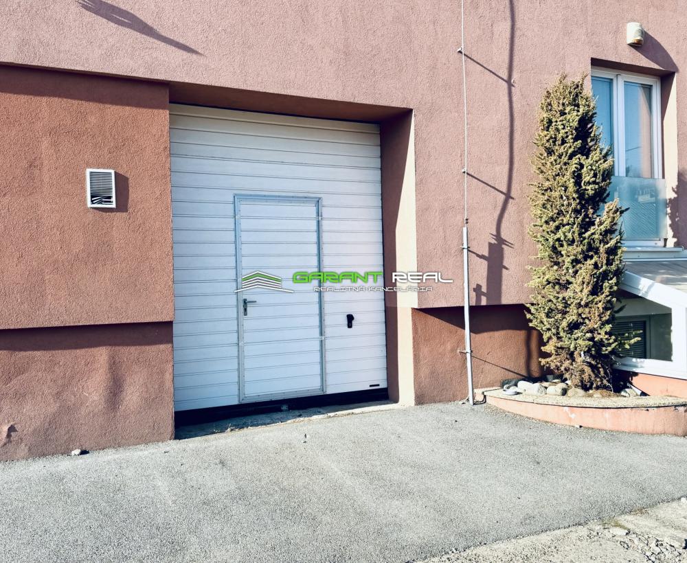 GARANT REAL - prenájom garáž 32 m2, Prešov, širšie centrum, ulica Škultétyho