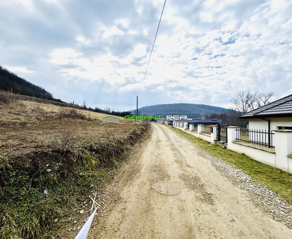 GARANT REAL - predaj stavebný pozemok 600 m2/ 2370 m2, Veľký Šariš, Kanaš