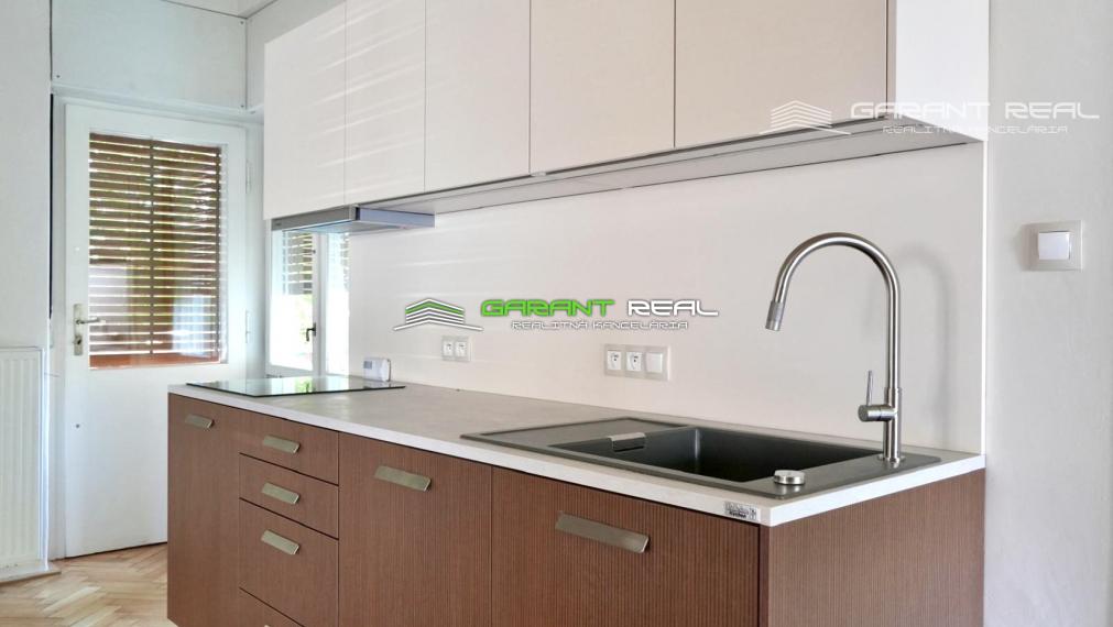 GARANT REAL - prenájom prízemie v rodinnom dome 140 m2, 4 izby + príslušenstvo, Košice - Juh, Rázusova ulica