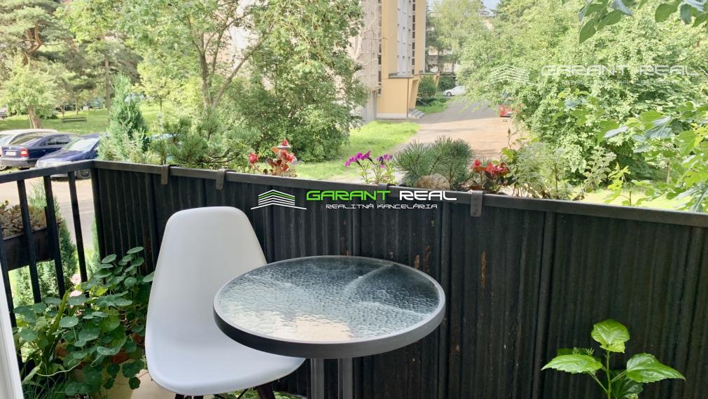 GARANT REAL - predaj 3-izbový byt 56 m2, s balkónom, po čiastočnej rekonštrukcii, Prešov, Sídlisko duklianskych hrdinov