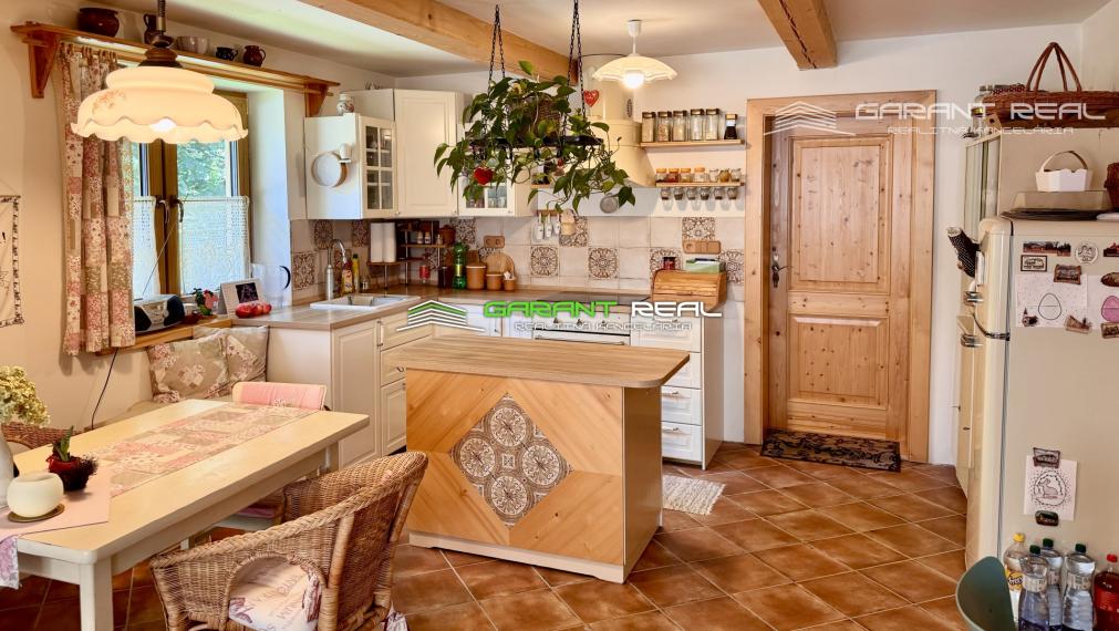 GARANT REAL - predaj chalupa / rodinný dom, obec Zázrivá, časť Havrania, pozemok 615 m2, okr. Dolný Kubín