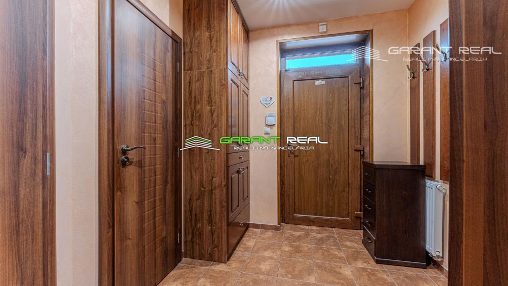 GARANT REAL - Rodinný dom v Záborskom – kvalitná tehlová stavba s krásnou záhradou a flexibilnou dispozíciou