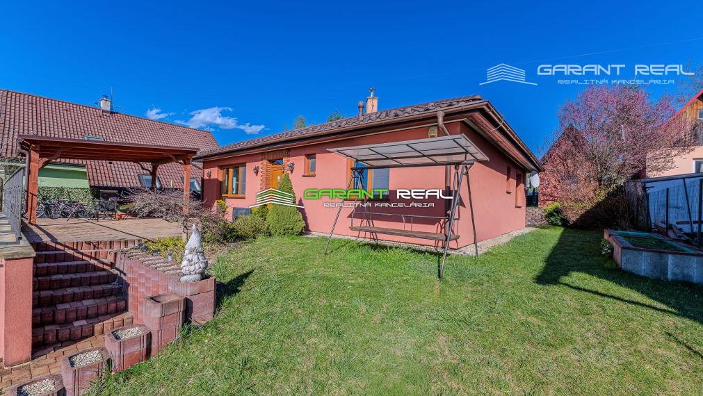 GARANT REAL - Rodinný dom v Záborskom – kvalitná tehlová stavba s krásnou záhradou a flexibilnou dispozíciou